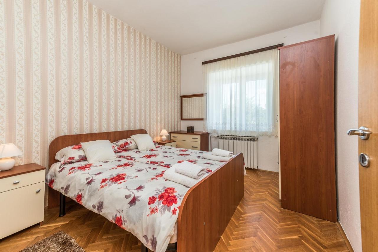 Holiday Home Tower With Private Pool, Sauna And Quads Smilcic Exterior photo